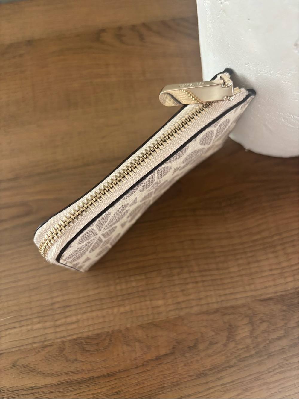 Kate Spade Small Flower Key Pouch Wallet - Picture 4 of 7